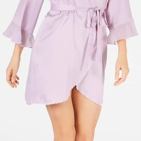 💜 Linea Donatella, Lavender Sherelle Babydoll Thong & Midnight Wrap Robe Set - Picture 7 of 16